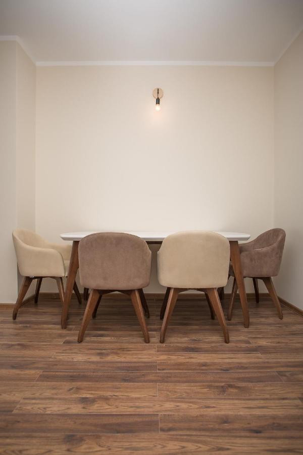 Apartman 2 Apartment *